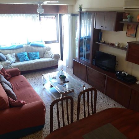 Central Accommodation Аликанте Екстериор снимка