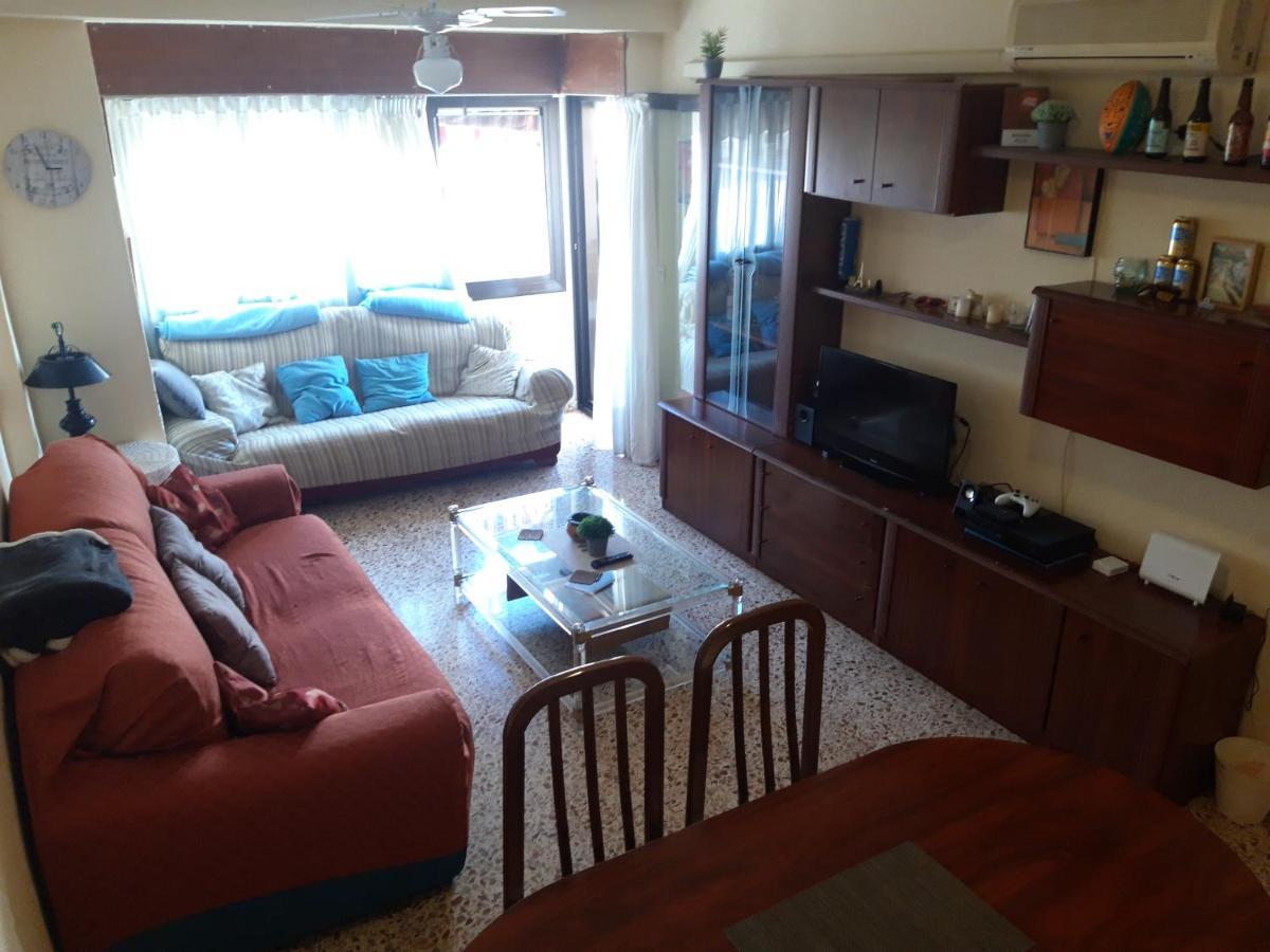 Central Accommodation Аликанте Екстериор снимка