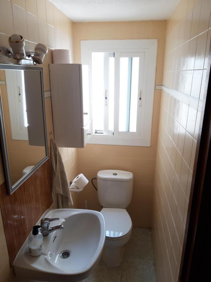 Central Accommodation Аликанте Екстериор снимка